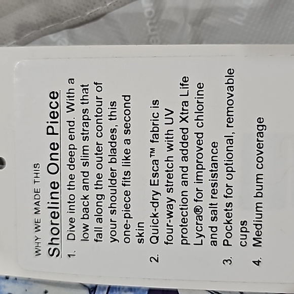 * NWT Lululemon Shoreline One Piece in Lush Lilies Multi Esca Size 4 - Picture 9 of 9